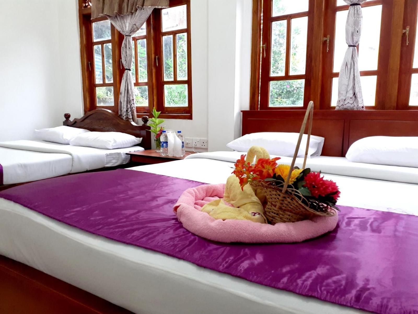 Subash Hotel 날라탄니야 객실 사진