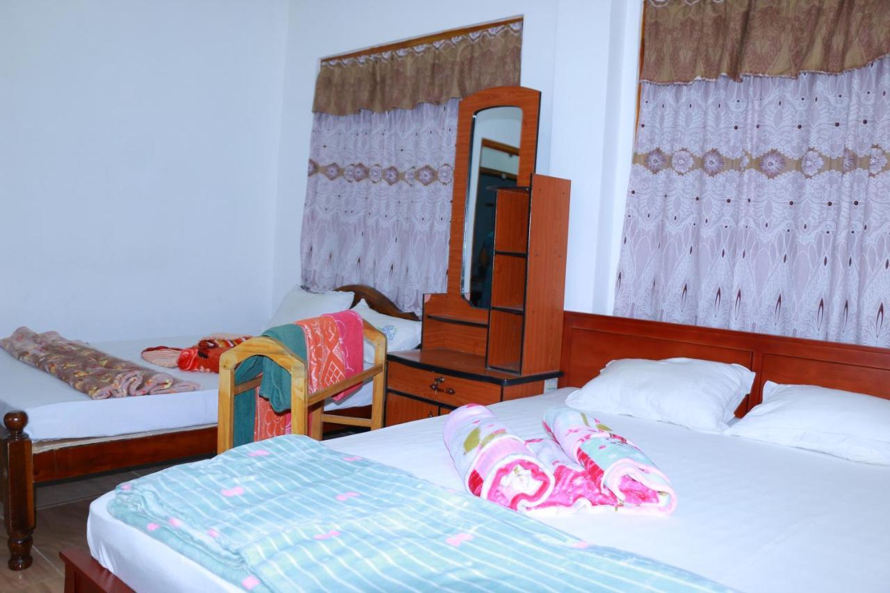 Subash Hotel 날라탄니야 외부 사진